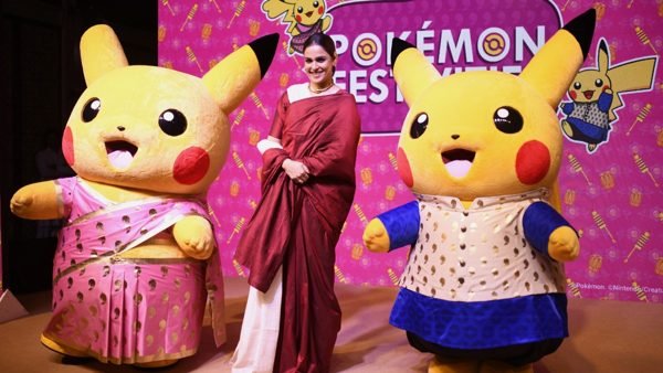 Genelia Deshmukh in pokemon go mumbai event